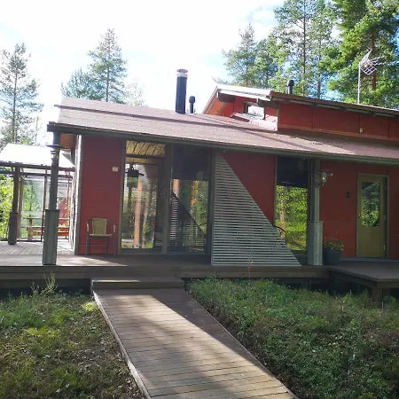 Ahven, Kalajaervi, Maatilamatkailu Ilomaeen Moekit *